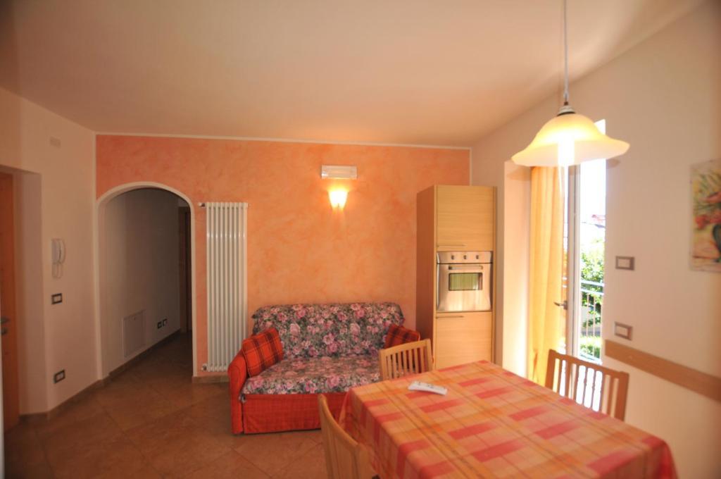 Vila Agritur Le Pergolette Tassullo Exteriér fotografie