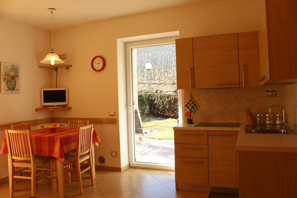 Vila Agritur Le Pergolette Tassullo Exteriér fotografie